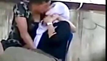 أولاد افلامسكس مترجم الحزب العاري الأول